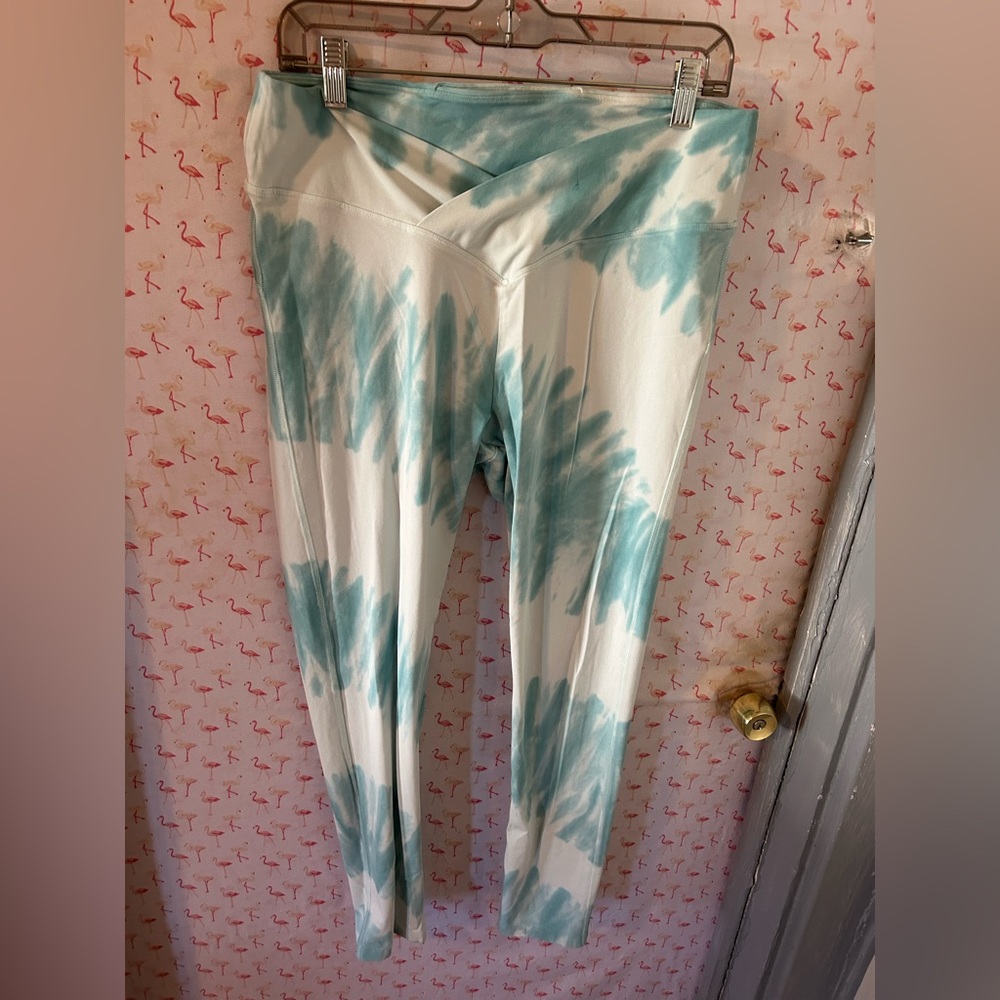EUC tie dyed cotton v front leggings